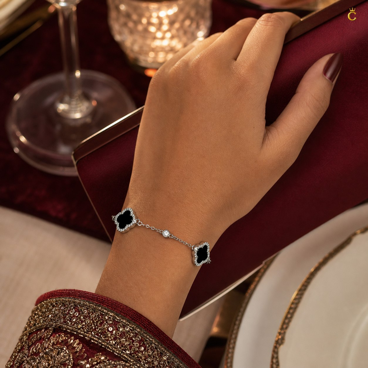 Celestora - Onyx Three Clovers Van Cliff Bracelet