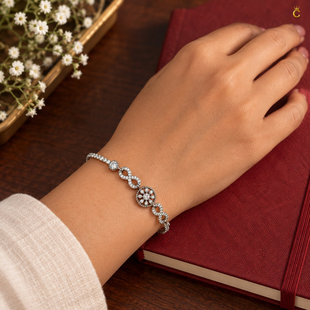 Eternal blossom infinity Silver adjustable Bracelet